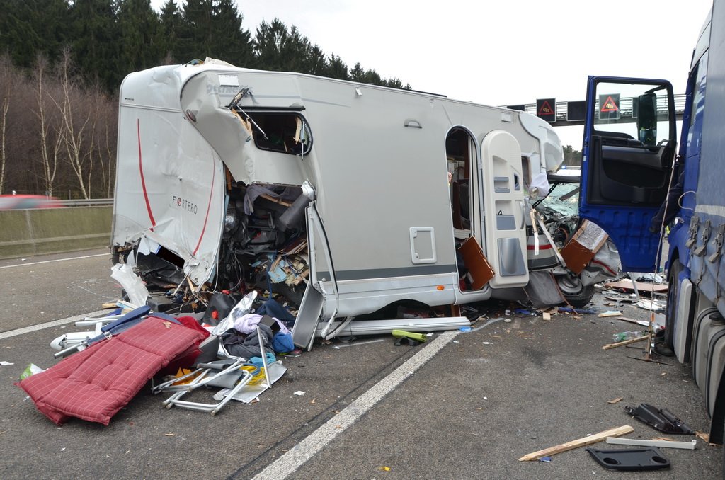 Schwerer VU A 1 Rich Saarbruecken kurz vor AK Leverkusen P124.JPG - Miklos Laubert